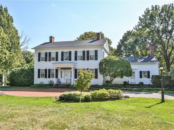 50 Mitchell Road, Pittsford, NY 14534