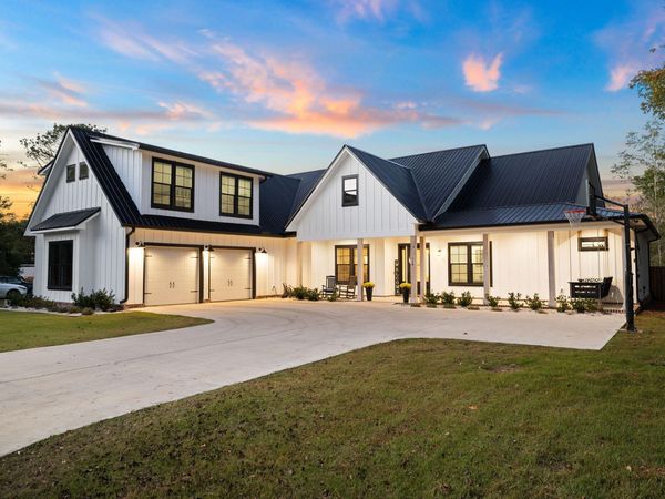 118 Waterside Lane, Freeport, FL 32439