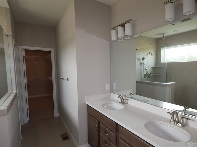 285 Tilly Court, Unit 0011, Springboro, OH 45066 Photo 7