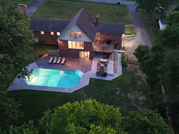 105 Highlander Dr , Hendersonville, TN 37075
