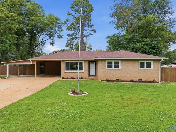6404 Marsh Avenue NW, Huntsville, AL 35806