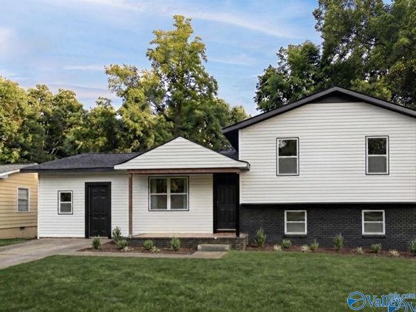 517 Lisa Lane NW, Huntsville, AL 35811