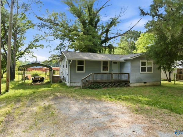 203 Lee Street, Scottsboro, AL 35768