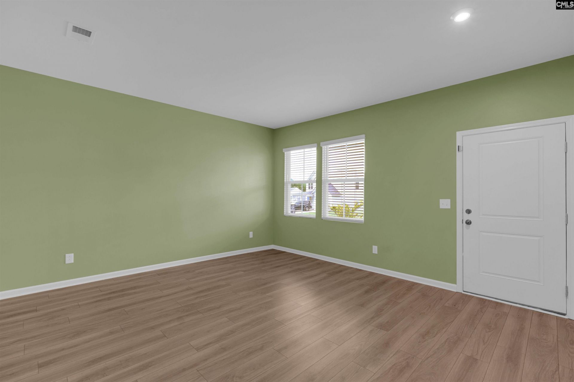 151 Grand Arbor Drive  Photo 5