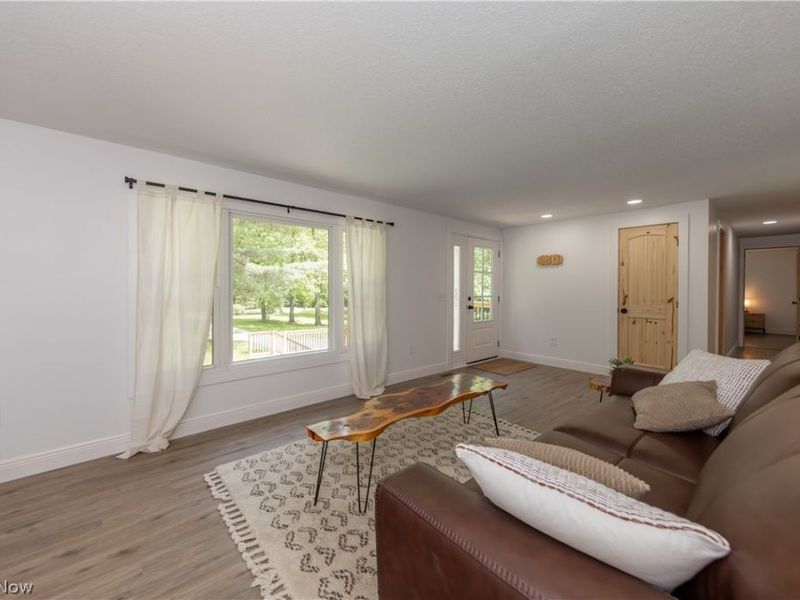 12133 Snow Road , Burton, OH 44021 Photo 5