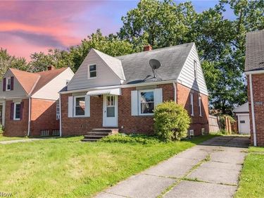 20514 Mountville Drive, Maple Heights, OH 44137