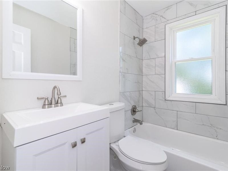 20514 Mountville Drive , Maple Heights, OH 44137 Photo 17