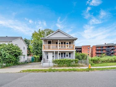 108 Marble St, Springfield, MA 01105