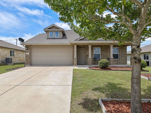 605 San Antonio Riverwalk WALK, Hutto, TX 78634