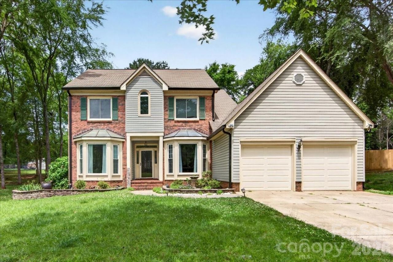 1045 Fairway Ridge Road Nw, Concord, NC 28027 Main Photo