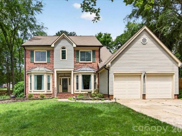 1045 Fairway Ridge Road NW, Concord, NC 28027
