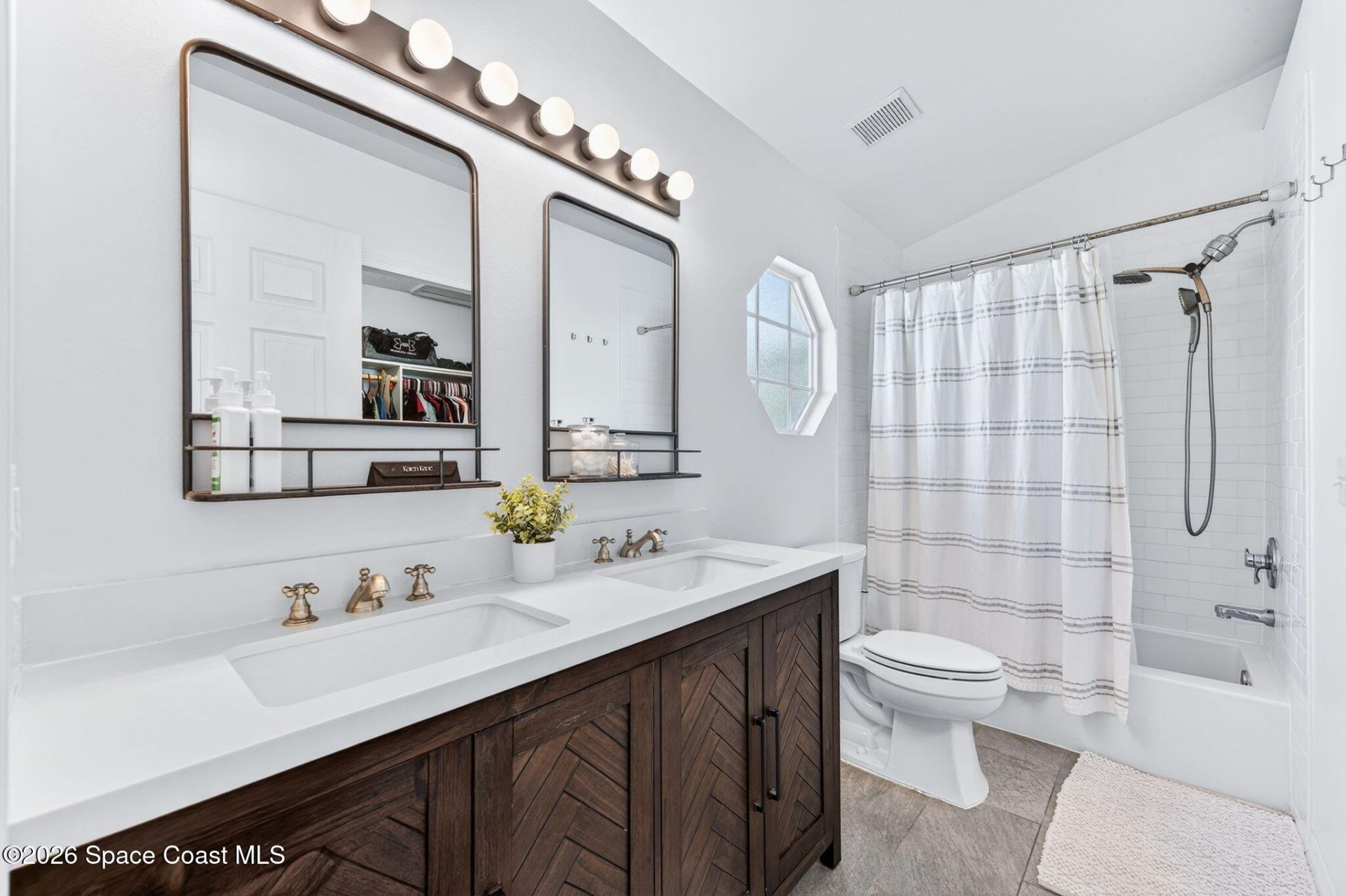 6806 Whitetail Court, Melbourne, FL 32940 Photo