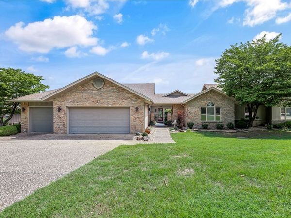 17 Kipling Circle , Bella Vista, AR 72715