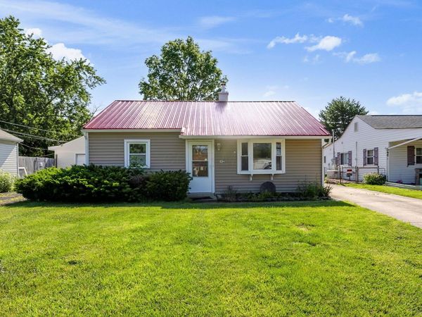 142 Little Flower Lane , Columbus, OH 43213