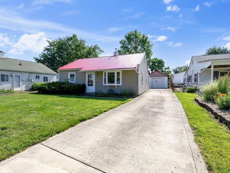 142 Little Flower Lane , Columbus, OH 43213 Photo 4