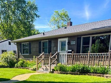 1316 Oak Street W, Stillwater, MN 55082