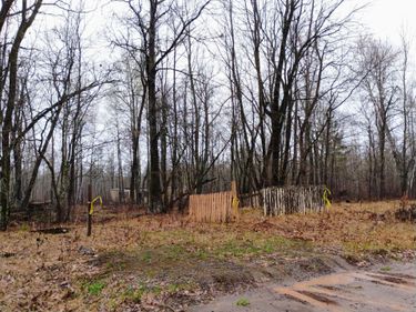 000 Alma Razor Road Road, Hinckley, MN 55037
