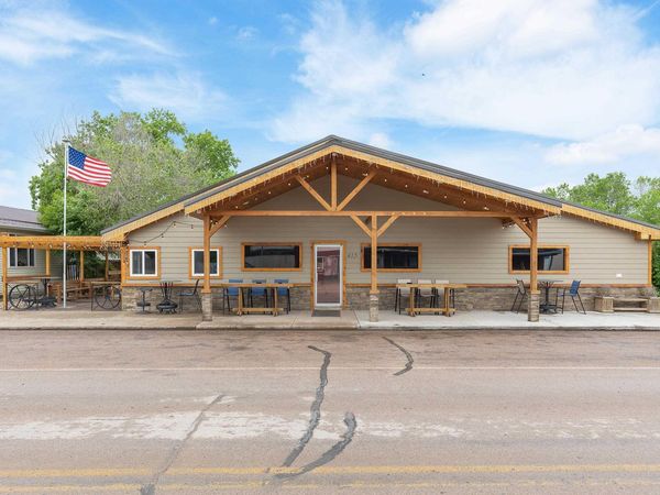 415 S A AVE, New Underwood, SD 57761