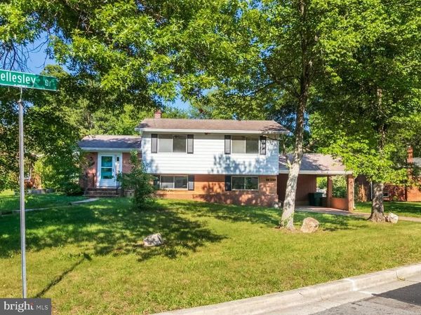 7603 WELLESLEY DRIVE, COLLEGE PARK, MD 20740