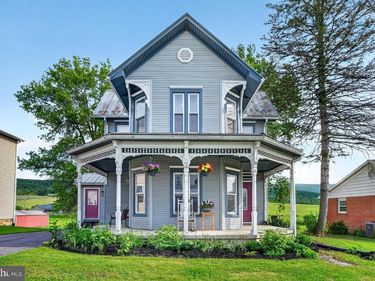 125 SNYDER AVENUE , BEAVER SPRINGS, PA 17812