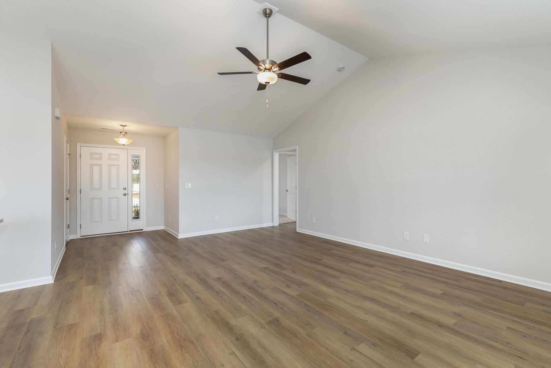 168 Gray Owl Dr.  Photo 6