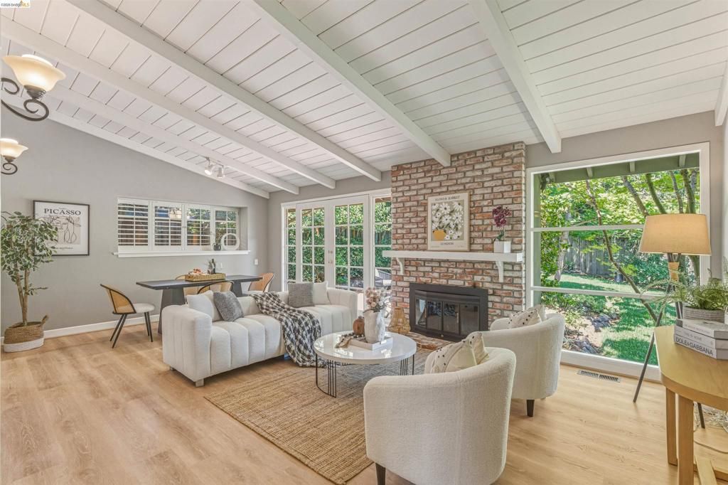 1117 Chesterton Ave, Redwood City, CA 94061 Main Photo
