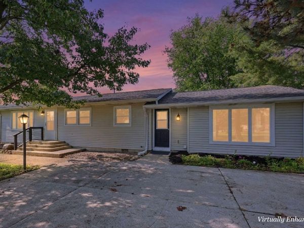 1155 W Choctaw Drive, London, OH 43140