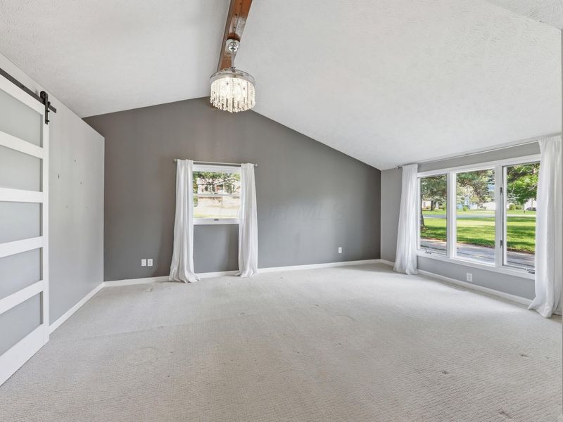 1155 W Choctaw Drive, London, OH 43140 Photo 29