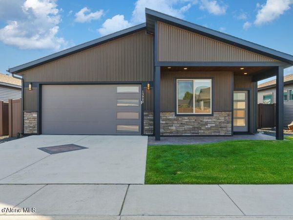 13980 N Rainier LOOP , Rathdrum, ID 83858