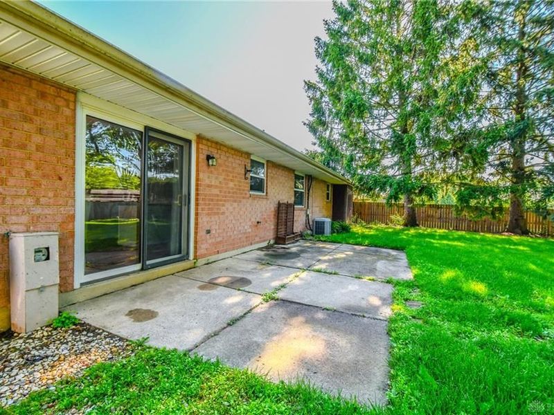 4840 Baldwin Hills Drive, Englewood, OH 45322 Photo 26