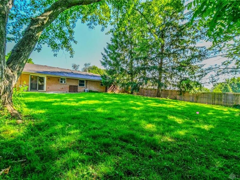 4840 Baldwin Hills Drive, Englewood, OH 45322 Photo 27