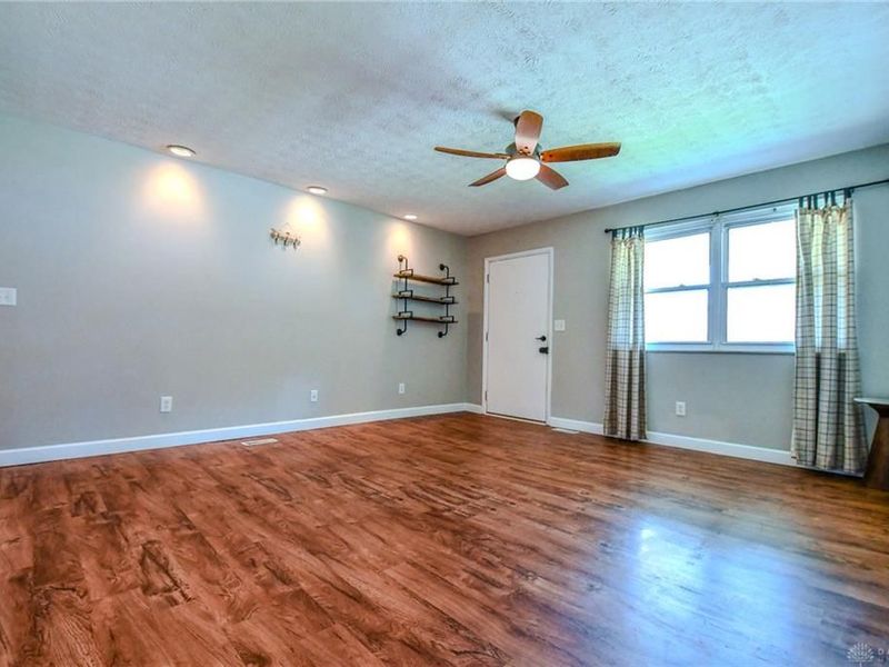 4840 Baldwin Hills Drive, Englewood, OH 45322 Photo 8