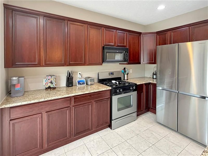 1687 Big Bear Drive, Washington Township, OH 45458 Photo 9