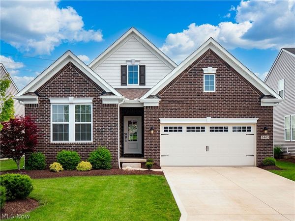 5403 Deerpath Drive , Sheffield Village, OH 44054