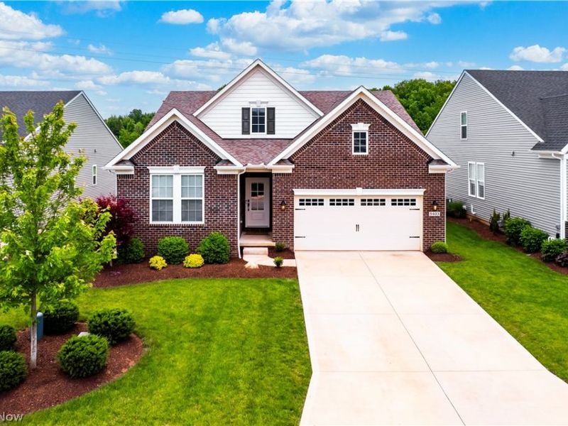 5403 Deerpath Drive, Sheffield Village, OH 44054 Photo 4