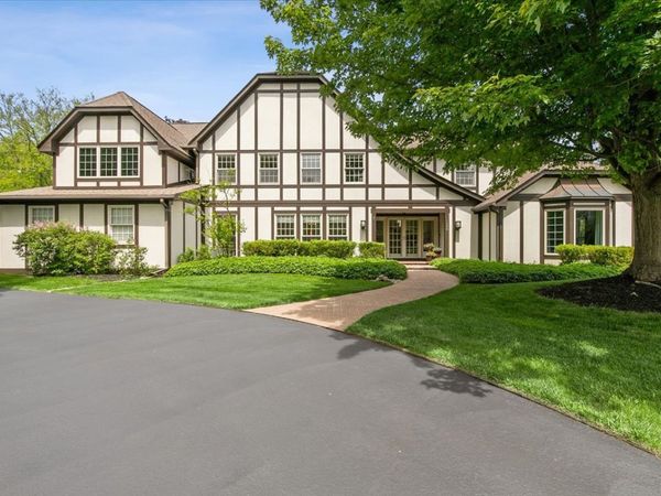 1086 Polo Drive , Lake Forest, IL 60045