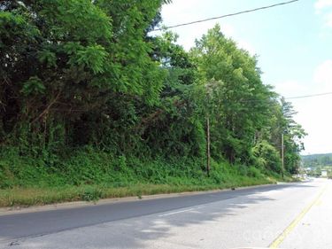1935 Hendersonville Road , Asheville, NC 28803