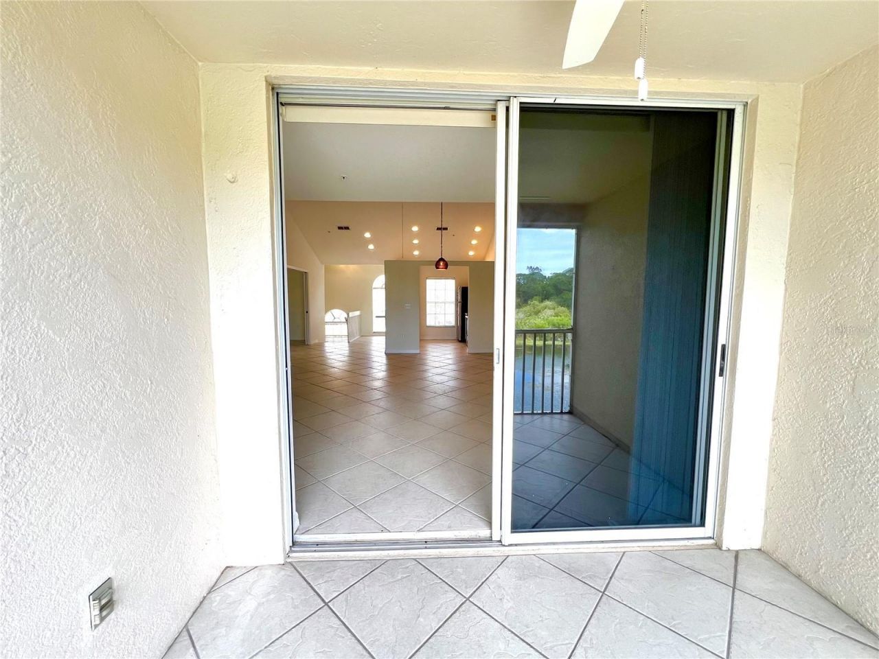8370 Wingate Drive, Unit 726, Sarasota, FL 34238 Photo