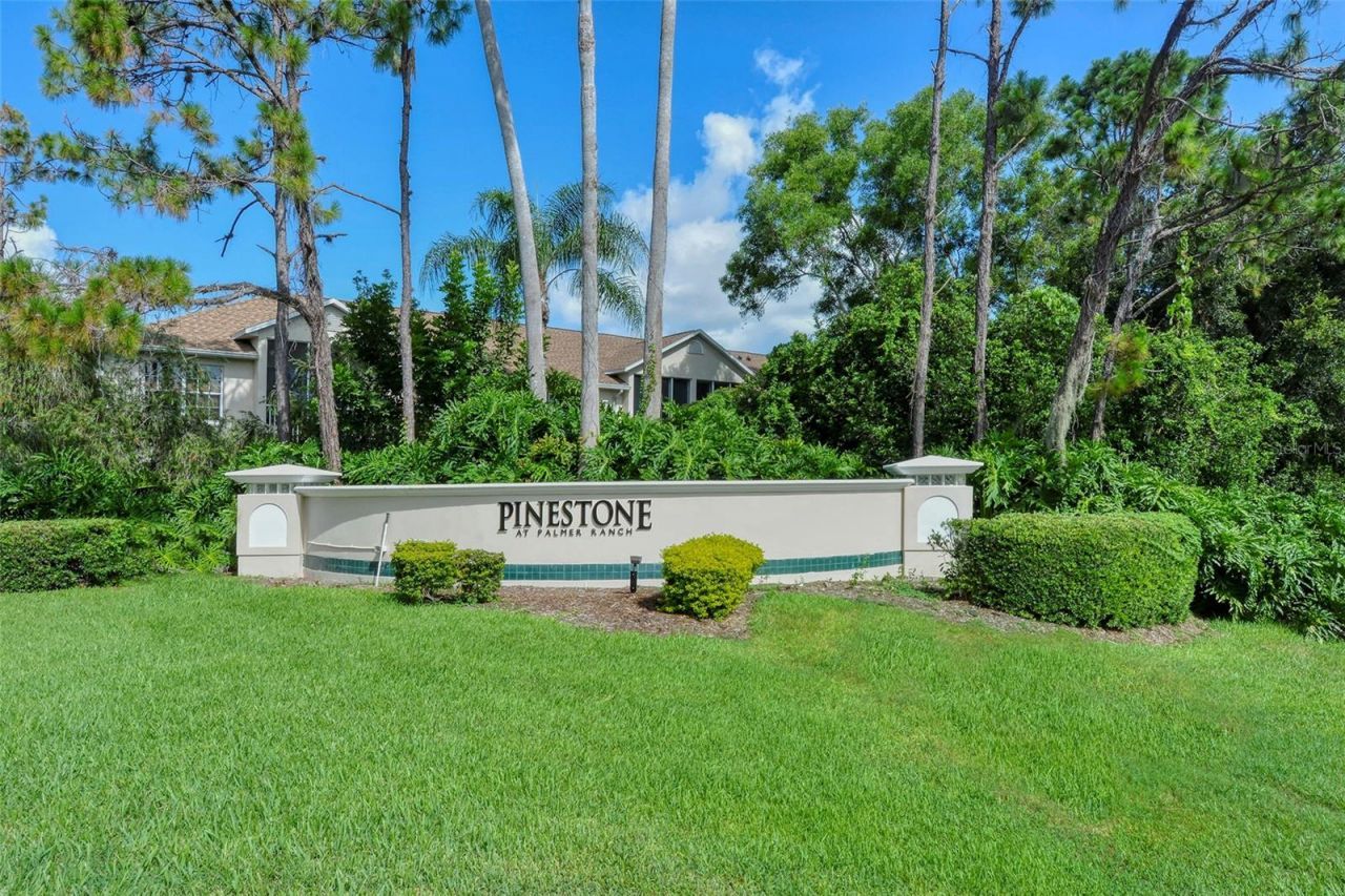 8370 Wingate Drive, Unit 726, Sarasota, FL 34238 Photo
