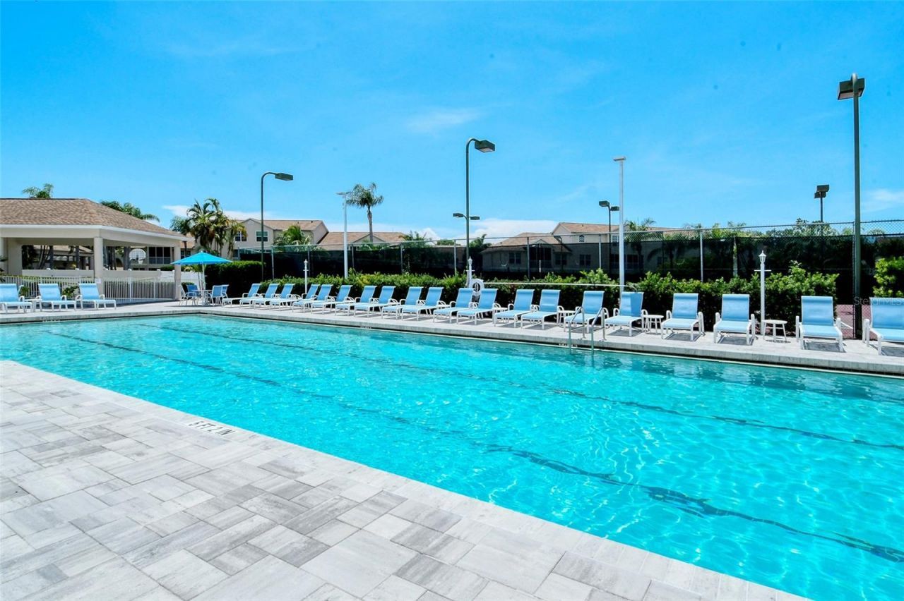 8370 Wingate Drive, Unit 726, Sarasota, FL 34238 Photo