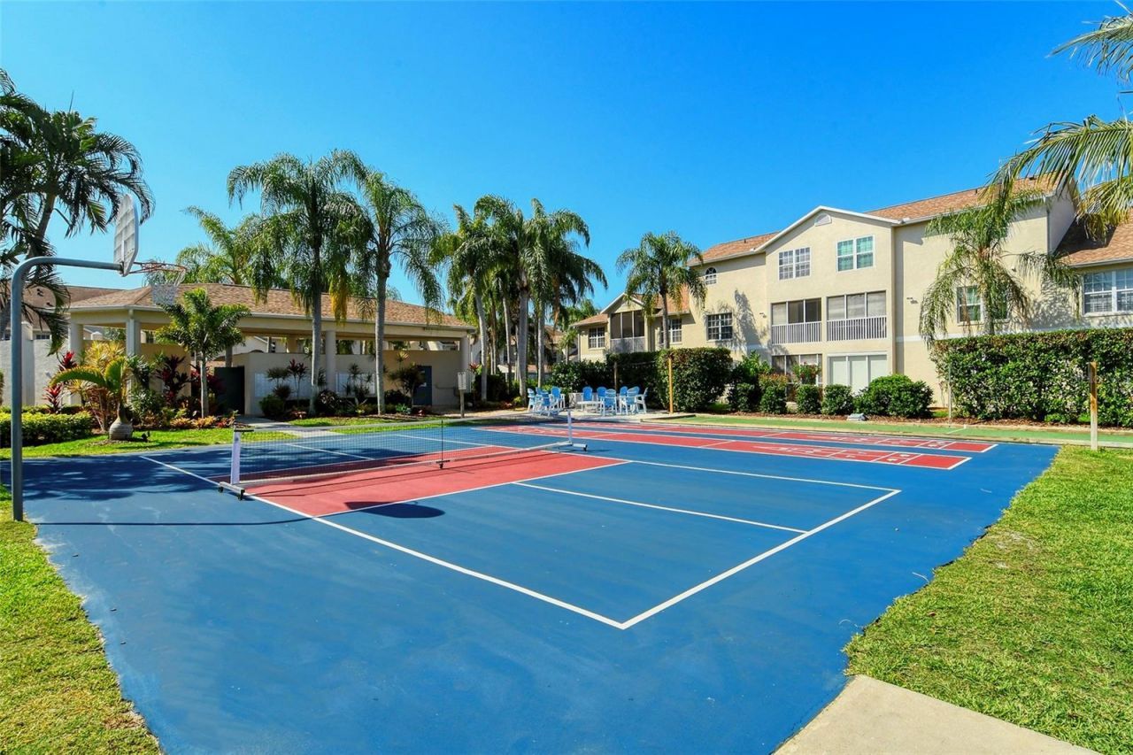 8370 Wingate Drive, Unit 726, Sarasota, FL 34238 Photo