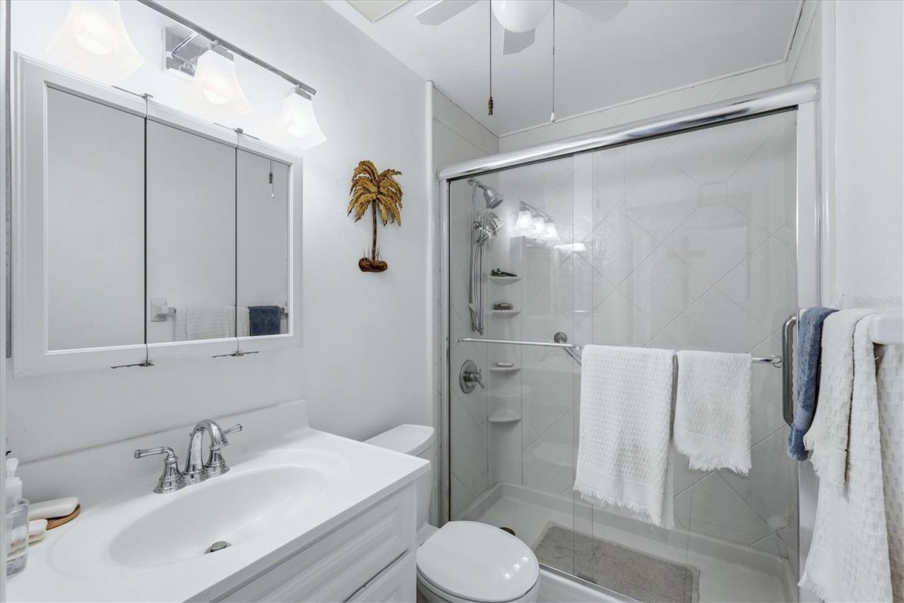 390 301 Boulevard W, Unit 27B, Bradenton, FL 34205 Photo