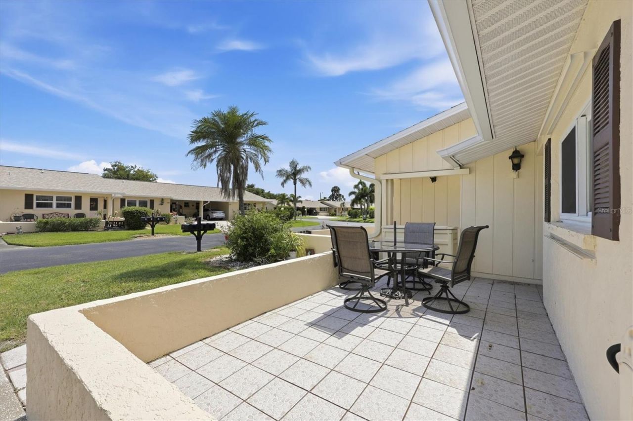 390 301 Boulevard W, Unit 27B, Bradenton, FL 34205 Photo
