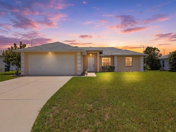1720 COUNTRY MEADOWS DRIVE, SARASOTA, FL 34235