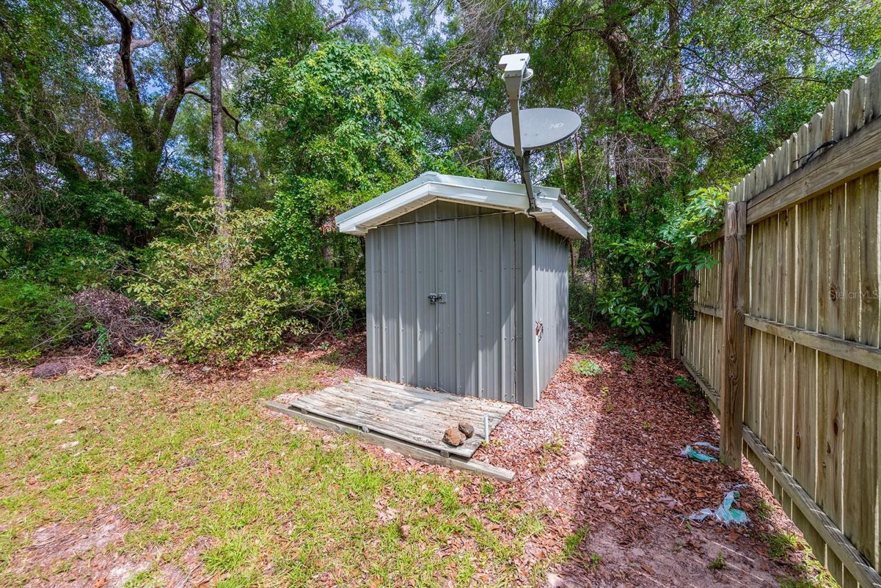 225 NE 543rd Avenue, Old Town, FL 32680 Photo
