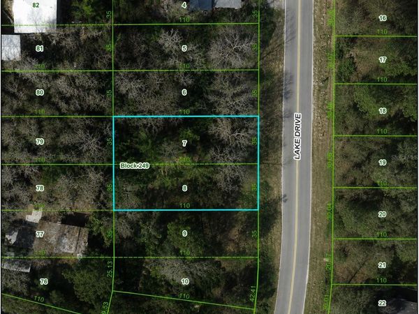 9425 LAKE DRIVE , NEW PORT RICHEY, FL 34654
