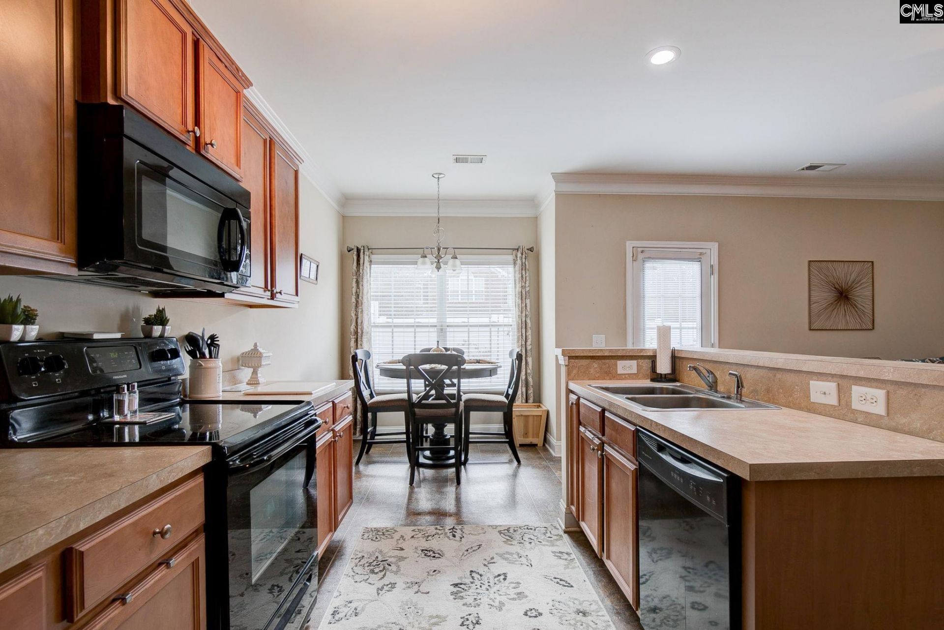 202 Pennington Square Way  Photo 12