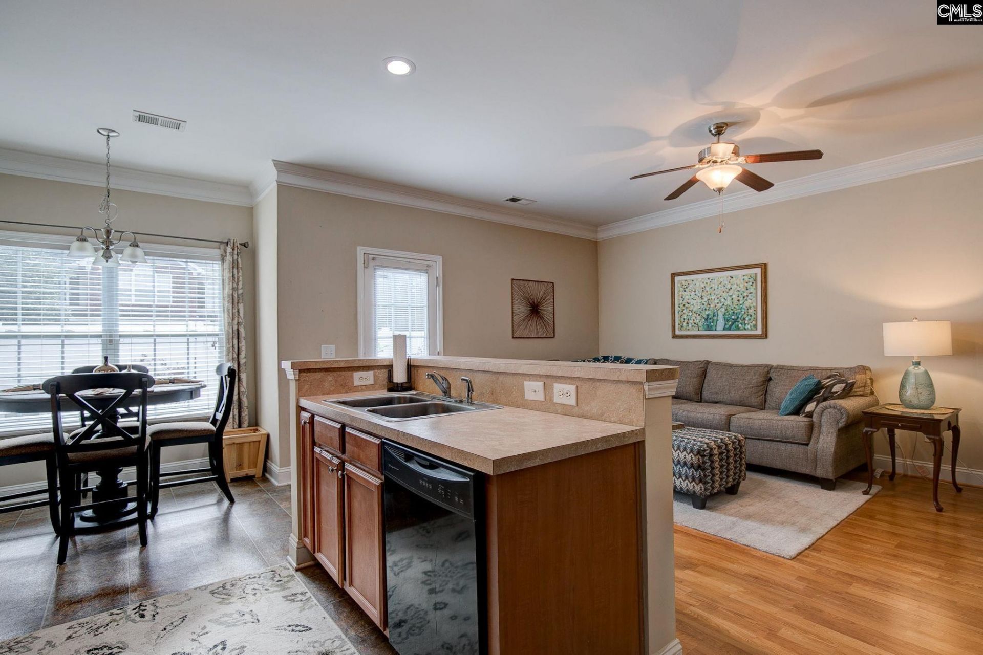 202 Pennington Square Way  Photo 13