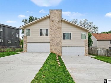 5619 decatur Street , Omaha, NE 68104
