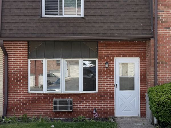 909 Hamilton , Unit 6, Waterbury, CT 06706